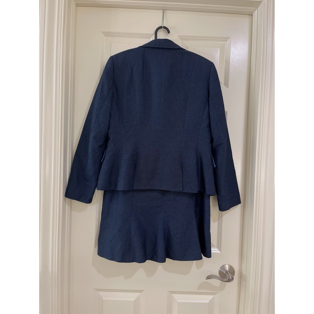 kasper women 2- piece suits size 8 - Picture 2 of 16